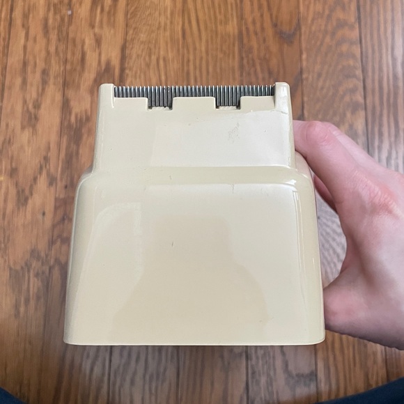 Scotch 3M C-22 Heavy-duty dual roll tape dispenser - Picture 6 of 7